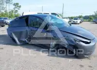 2023 Tesla Model Y фото