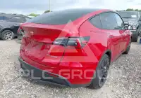 2023 Tesla Model Y фото