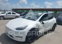 2023 Tesla Model Y photo