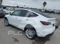 2023 Tesla Model Y фото