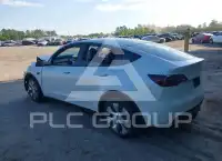 2023 Tesla Model Y фото