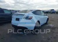 2023 Tesla Model Y фото