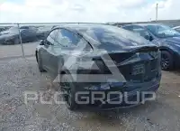 2023 Tesla Model Y фото