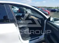 2023 Tesla Model Y фото