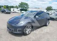 2023 Tesla Model Y фото