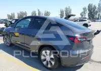 2023 Tesla Model Y фото