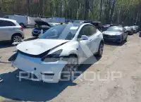 2023 Tesla Model Y фото