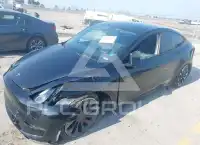 2023 Tesla Model Y фото