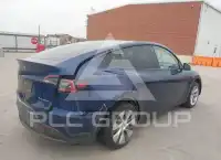 2023 Tesla Model Y фото