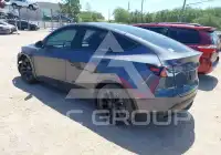 2023 Tesla Model Y photo