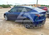 2023 Tesla Model Y фото