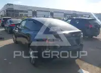 2023 Tesla Model Y фото