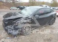 2023 Tesla Model Y фото