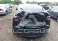 2023 Tesla Model Y фото