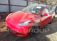 2023 Tesla Model Y фото