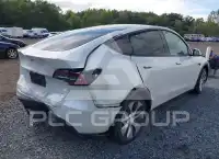 2023 Tesla Model Y фото
