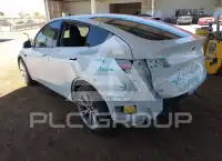 2023 Tesla Model Y фото