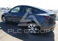 2023 Tesla Model Y фото