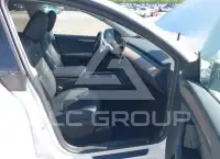 2023 Tesla Model Y фото