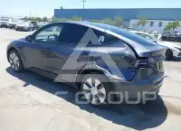 2023 Tesla Model Y photo