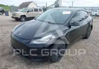 2023 Tesla Model Y фото
