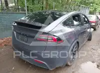 2023 Tesla Model X фото