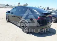 2023 Tesla Model X фото