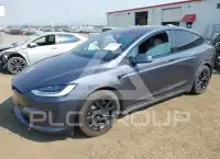 2023 Tesla Model X фото