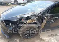 2023 Tesla Model X фото