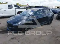 2023 Tesla Model X фото