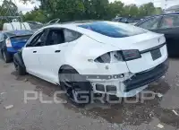 2023 Tesla Model S фото