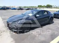 2023 Tesla Model S photo
