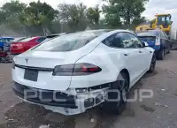 2023 Tesla Model S фото