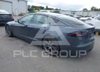 2023 Tesla Model S фото