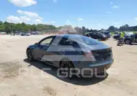 2023 Tesla Model 3 фото