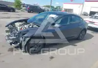 2023 Tesla Model 3 фото