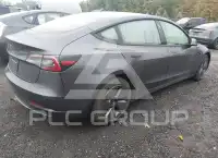 2023 Tesla Model 3 фото