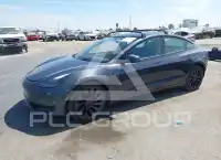 2023 Tesla Model 3 фото