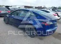 2023 Tesla Model 3 фото