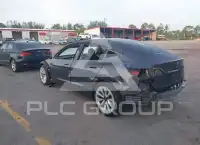 2023 Tesla Model 3 фото