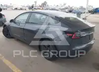2023 Tesla Model 3 фото