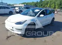 2023 Tesla Model 3 фото