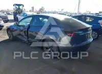 2023 Tesla Model 3 фото