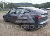 2023 Tesla Model 3 фото