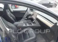 2023 Tesla Model 3 фото