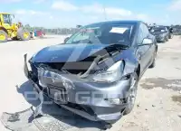 2023 Tesla Model 3 фото