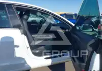2023 Tesla Model 3 фото