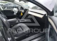 2023 Tesla Model 3 фото