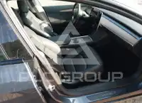 2023 Tesla Model 3 фото