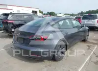 2023 Tesla Model 3 фото